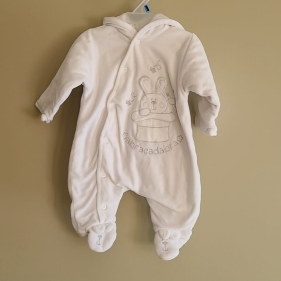 White soft bunny snap up pram suit snowsuit - Picture 1 of 3